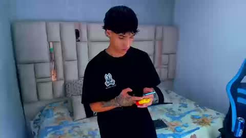 Croy online show from March 11, 9:07 pm