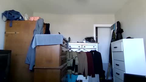 cruz815 online show from April 7, 7:05 pm