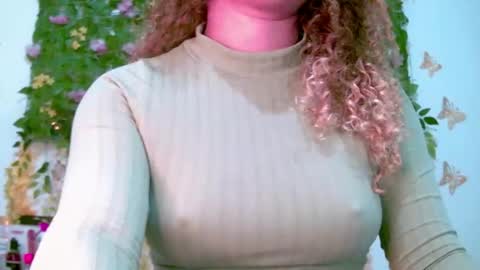 crysrus online show from April 17, 1:52 am