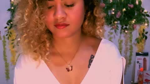 crysrus online show from March 2, 9:54 pm