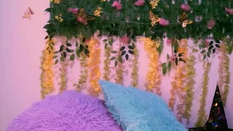 crysrus online show from October 24, 2:01 am