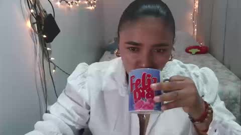 Snapshot of crystal_1991 chatting on September 13, 4:04 am CRYSTAL 1991 online show from September 13, 4:04 am