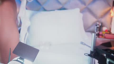 crystal_gilton online show from April 6, 7:04 pm