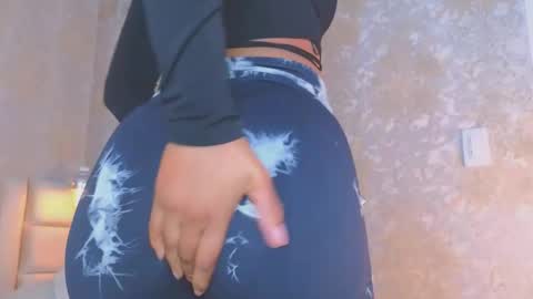 Crystal online show from March 16, 3:09 am