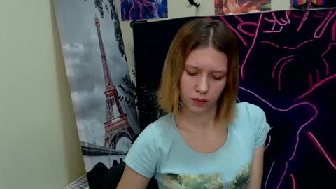 Snapshot of crystalgirl__ chatting on January 29, 9:55 am Stella online show from January 29, 9:55 am