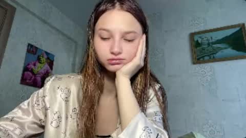 crystalstipp online show from May 31, 7:07 am