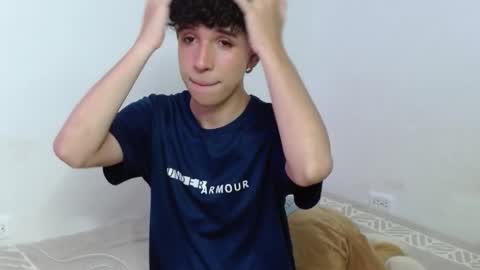 Cuddly online show from December 18, 6:52 am