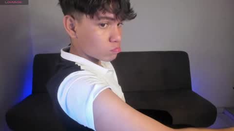 cuitealex online show from June 1, 4:47 am