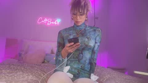 Snapshot of cult_barbie93 chatting on October 17, 6:06 am Cult Barbie online show from October 17, 6:06 am