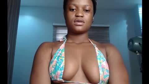 Snapshot of cum_ebony_petitxx chatting on September 17, 7:12 am cath online show from September 17, 7:12 am