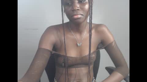 Snapshot of cum_ebony_xsecret chatting on September 15, 8:27 am sophie online show from September 15, 8:27 am
