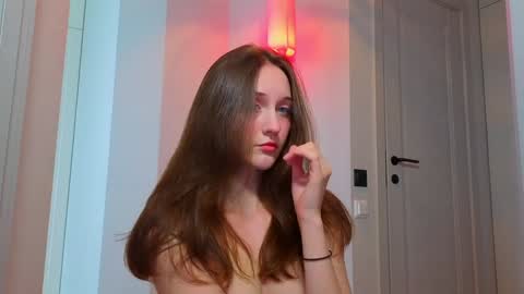 fansly -  lilyband online show from March 24, 9:59 am