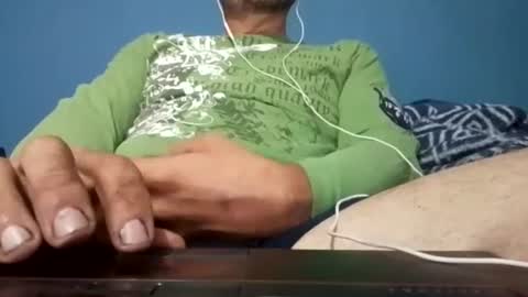 cumbian_chero online show from July 9, 3:32 am