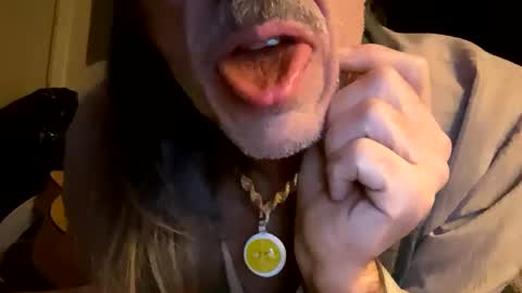 Cumoncam online show from December 15, 11:45 am