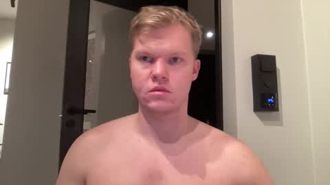 Cumshooter Rico online show from November 12, 4:42 pm