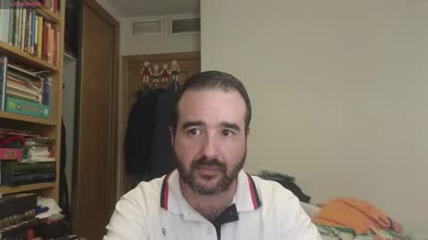 curiosillo1983 online show from September 24, 12:06 am