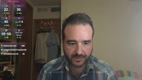 curiosillo1983 online show from October 16, 8:40 pm