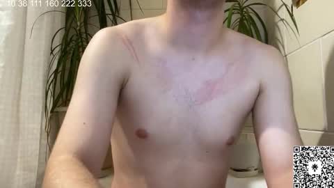 Snapshot of curlyboyy_ chatting on September 13, 7:05 pm Mike pvt is open online show from September 13, 7:05 pm