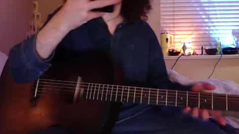 curly fries online show from March 24, 6:08 am