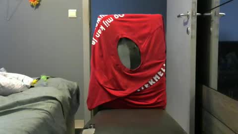 curlyfurly online show from April 5, 4:42 am