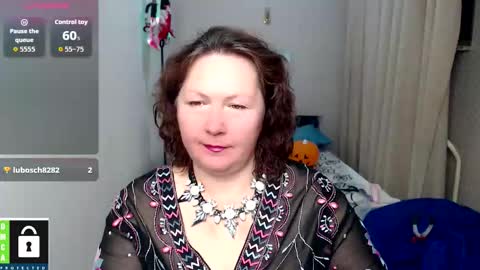 curvy_girlz online show from October 21, 5:27 pm