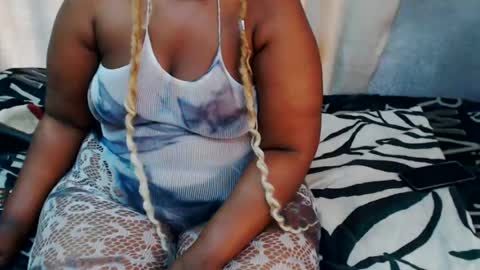 curvydarkfatass online show from July 14, 12:21 pm
