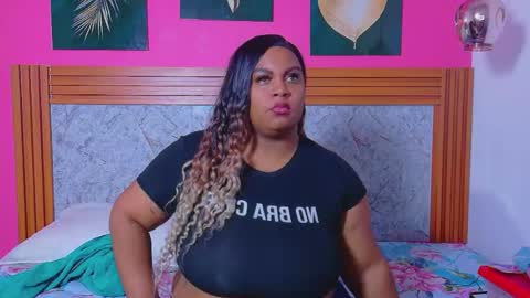 curvyhomebebe online show from May 30, 3:27 am