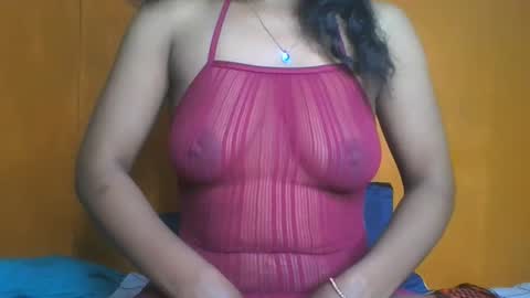 curvylyin online show from October 11, 1:38 pm