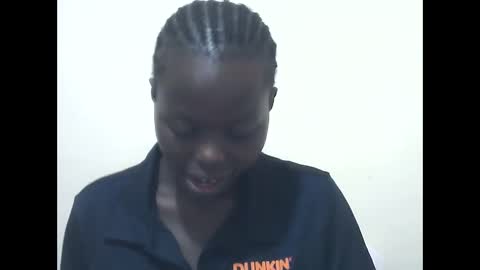 curvynubian online show from March 27, 6:08 am