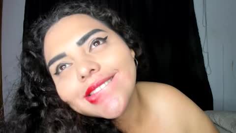 Snapshot of curvypornxxx chatting on March 3, 11:35 pm curvypornxxx online show from March 3, 11:35 pm