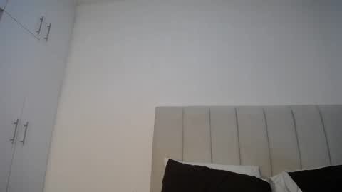 Liya online show from November 5, 2:30 pm