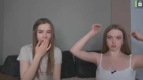 Snapshot of cute_beauty chatting on March 6, 10:58 pm Amanda online show from March 6, 10:58 pm
