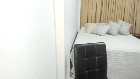 Sara online show from March 5, 4:13 am