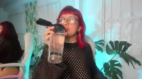 Sofa  online show from September 30, 9:14 pm