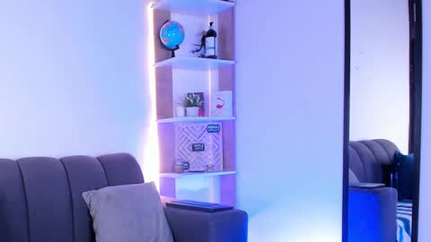 Cute horny1 online show from February 27, 11:25 am