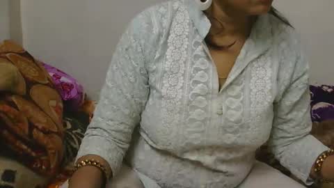 kashmira online show from November 24, 5:33 pm