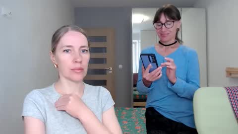 cute_lion_ online show from May 23, 1:29 pm