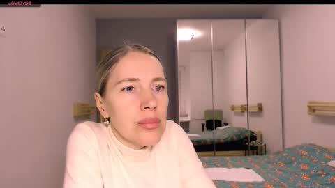 cute_lion_ online show from February 2, 7:43 pm