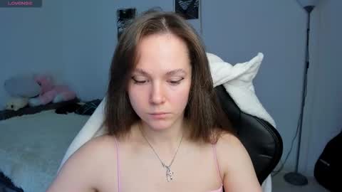 Emily online show from November 3, 4:02 am