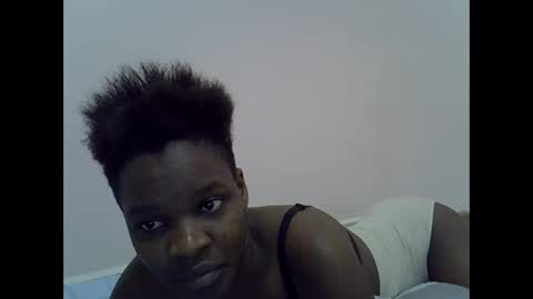 Snapshot of cute_marion chatting on February 20, 4:28 am cute_marion online show from February 20, 4:28 am