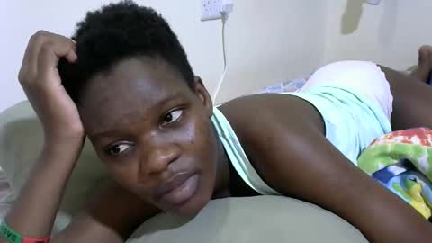 Snapshot of cute_marion chatting on October 1, 8:52 pm cute_marion online show from October 1, 8:52 pm