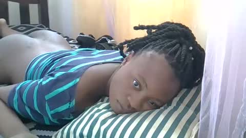 cute_savanna online show from February 22, 4:29 am