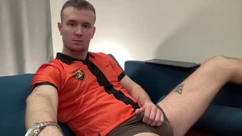 cute_skywalker online show from March 11, 6:00 pm