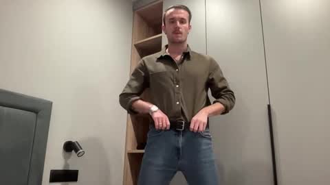 Snapshot of cute_skywalker chatting on October 1, 4:06 pm cute_skywalker online show from October 1, 4:06 pm