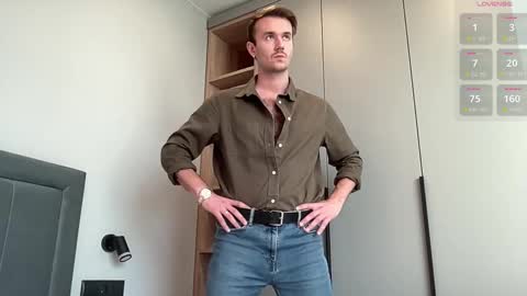 Snapshot of cute_skywalker chatting on September 17, 3:15 pm cute_skywalker online show from September 17, 3:15 pm