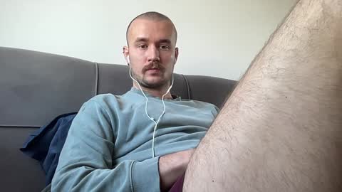 Snapshot of cute_skywalker chatting on December 22, 9:22 am cute_skywalker online show from December 22, 9:22 am