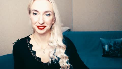 cute_smile_shy online show from January 11, 12:33 am