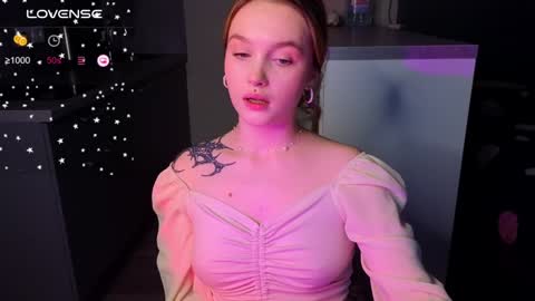 Sue online show from December 8, 1:36 pm