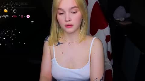 Sue online show from October 8, 11:32 pm