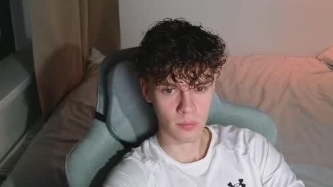 Thomas -  online show from April 6, 8:32 pm